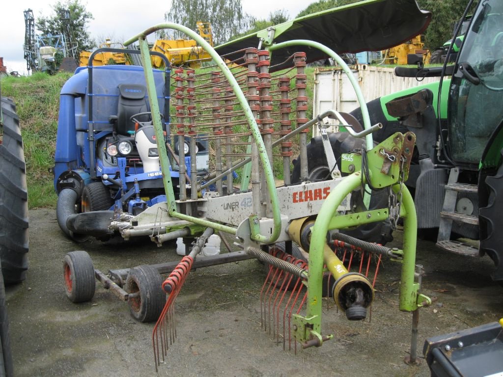 Schwader типа CLAAS Liner 420, Gebrauchtmaschine в BRECE (Фотография 1)