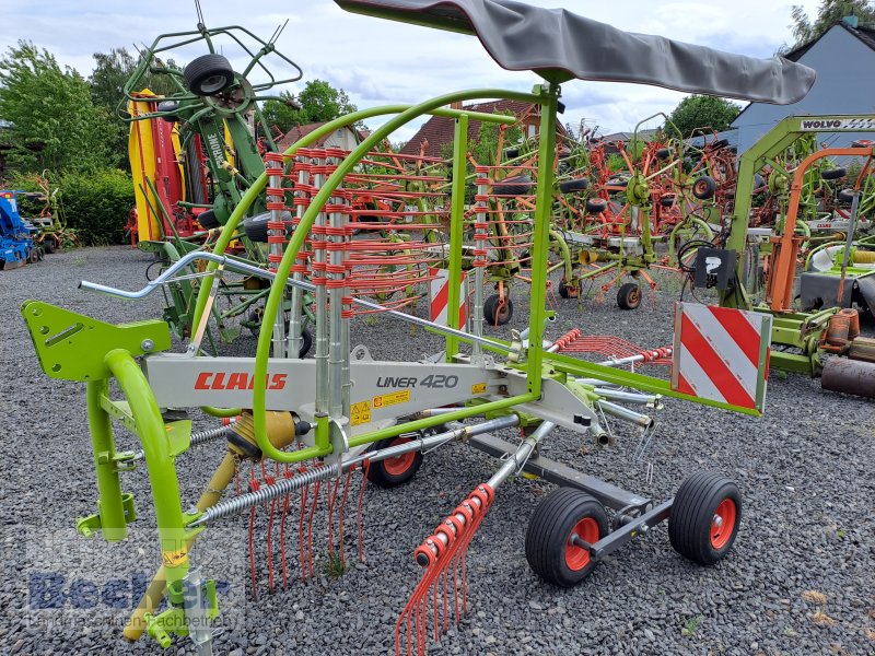 Schwader del tipo CLAAS Liner 420, Gebrauchtmaschine In Weimar-Niederwalgern (Immagine 1)