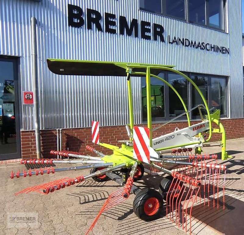 Schwader des Typs CLAAS LINER 420, Gebrauchtmaschine in Asendorf (Bild 1)