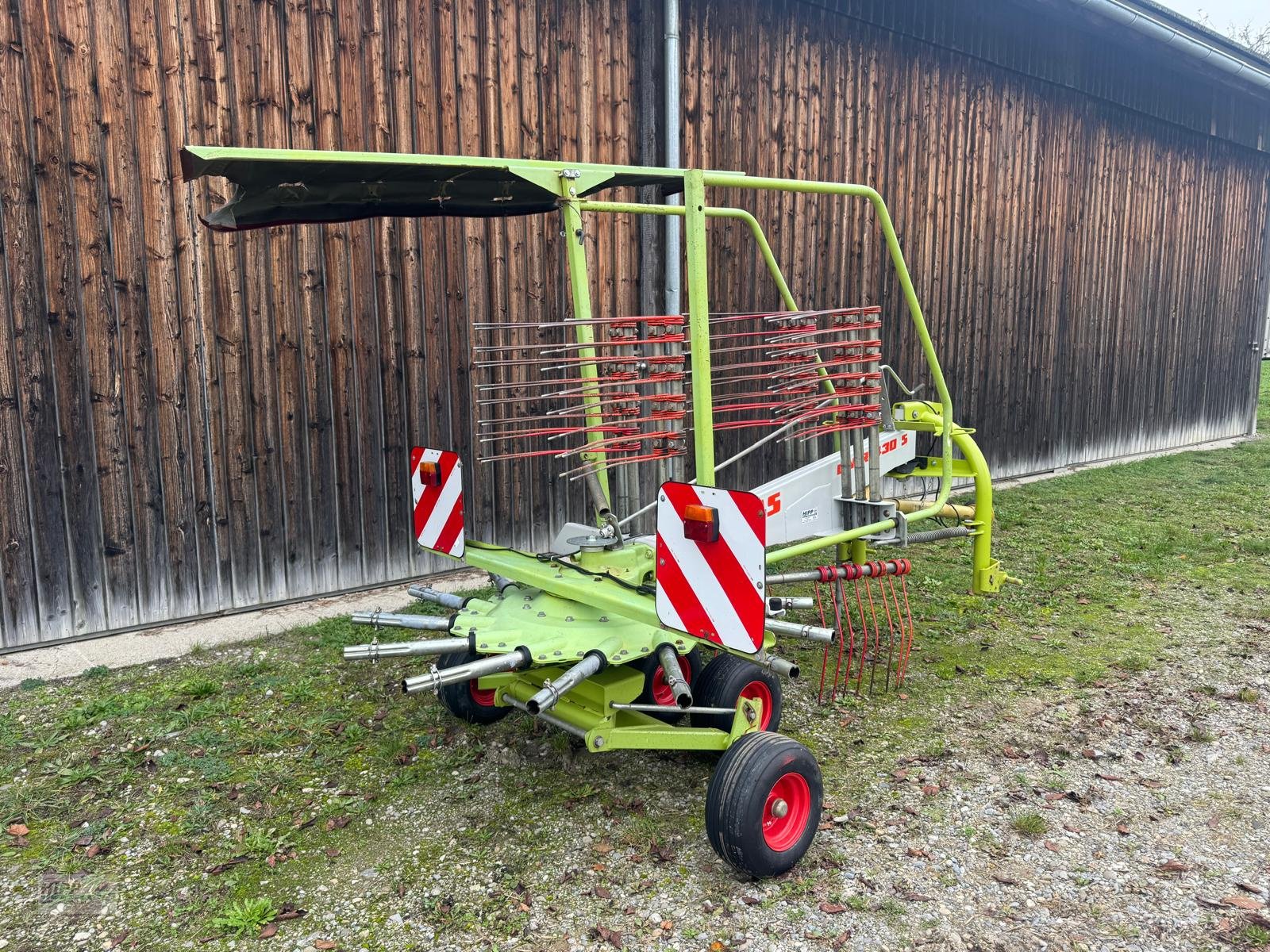 Schwader des Typs CLAAS Liner 430 S, Gebrauchtmaschine in Sauldorf (Bild 2)