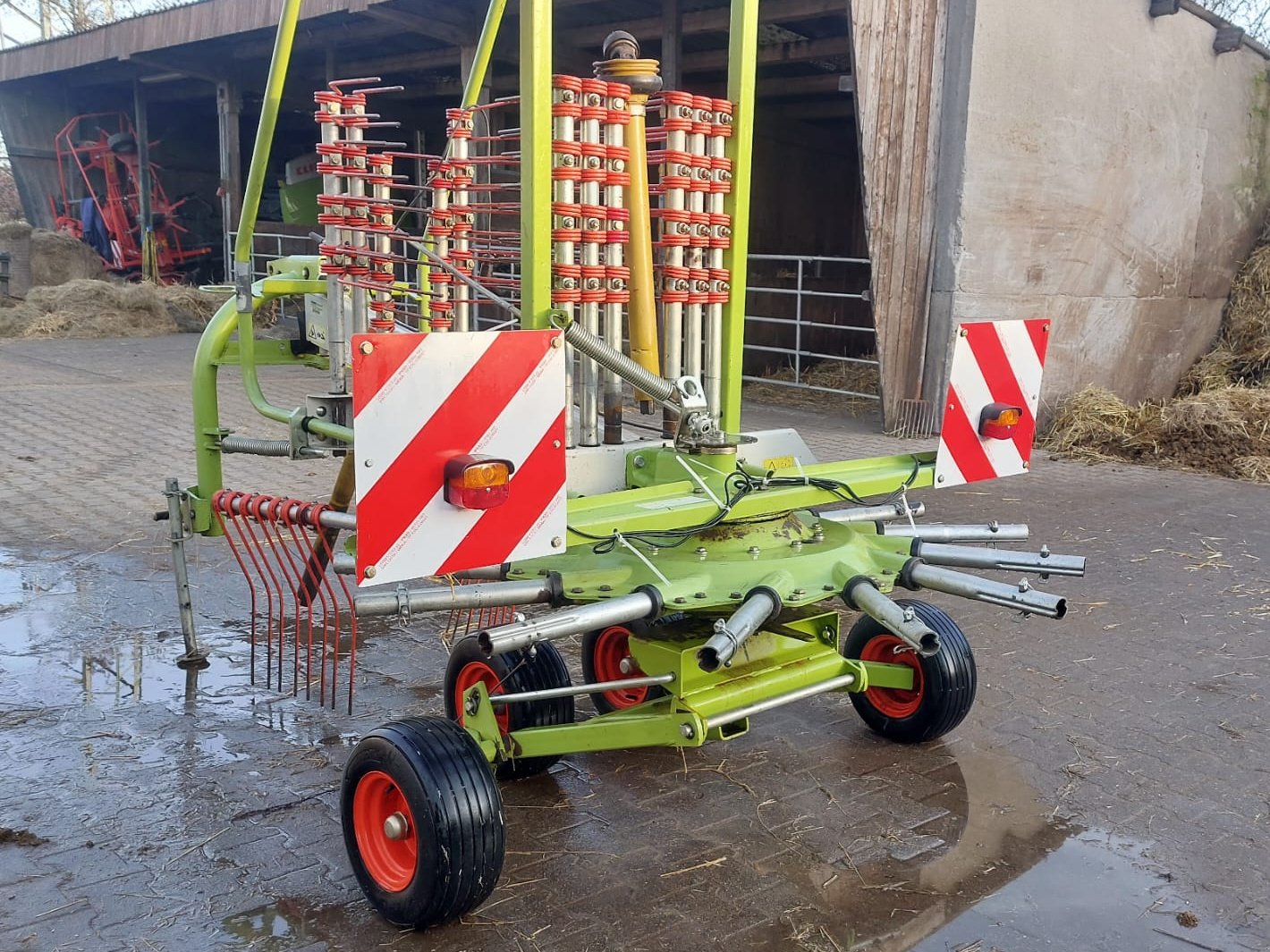 Schwader του τύπου CLAAS Liner 430 S, Gebrauchtmaschine σε Waldalgesheim (Φωτογραφία 3)