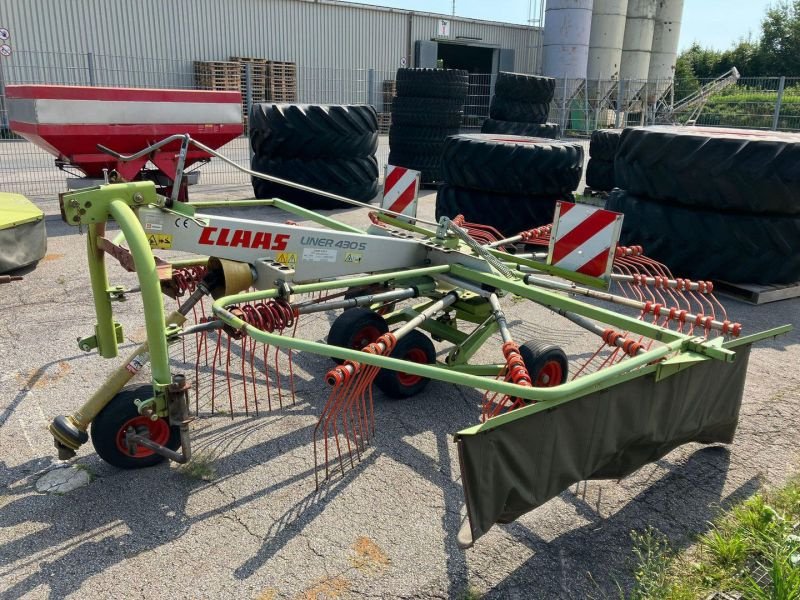 Schwader des Typs CLAAS LINER 430, Gebrauchtmaschine in Cham (Bild 2)