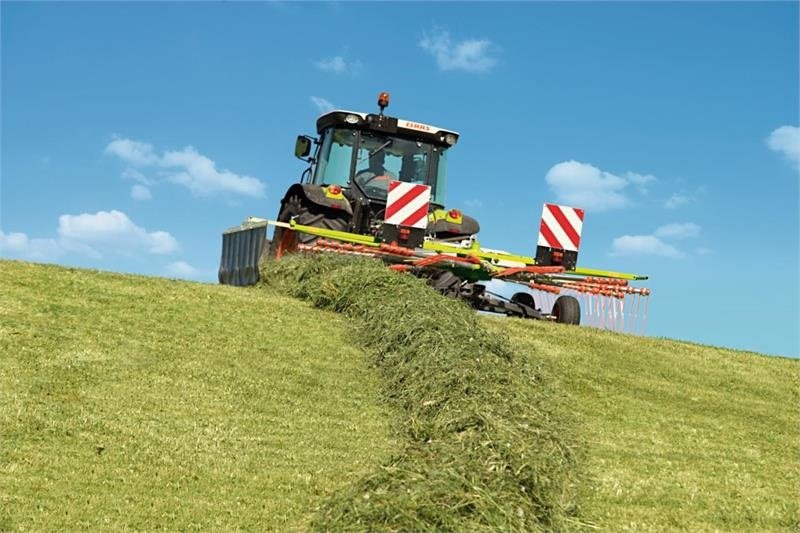 Schwader del tipo CLAAS LINER 450, Gebrauchtmaschine en Kolding (Imagen 3)