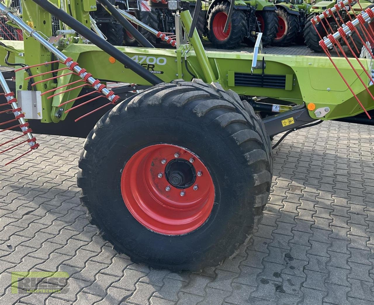 Schwader del tipo CLAAS LINER 4700 BUSINESS, Gebrauchtmaschine In Homberg (Ohm) - Maulbach (Immagine 5)