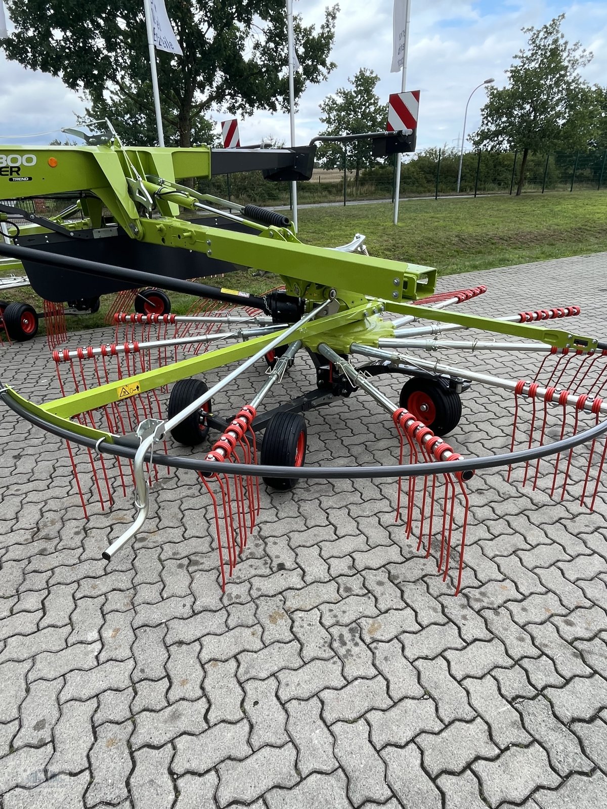 Schwader Türe ait CLAAS LINER 4800 Trend, Neumaschine içinde Stralendorf (resim 7)