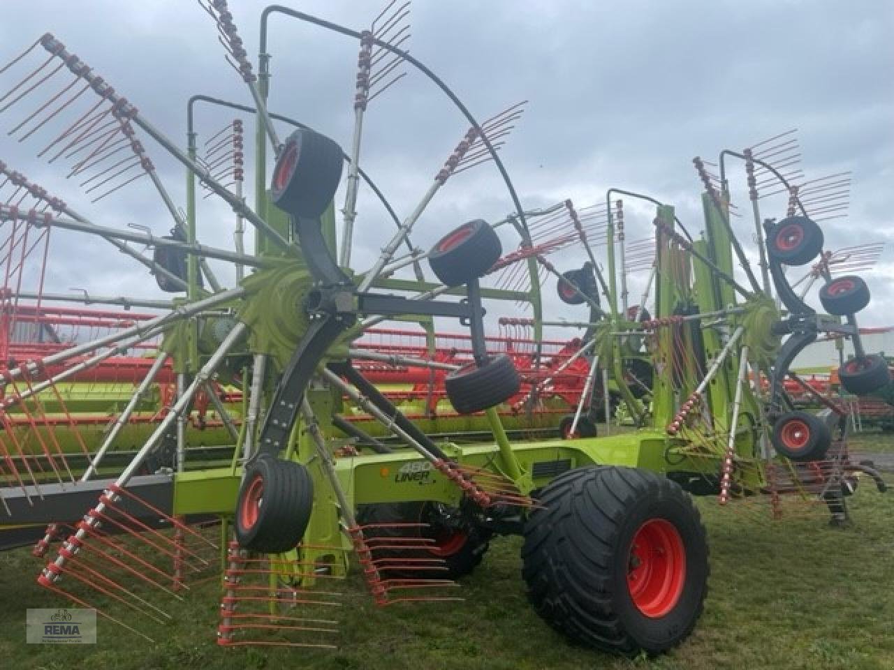 Schwader типа CLAAS Liner 4800 TREND, Gebrauchtmaschine в Belzig-Schwanebeck (Фотография 4)