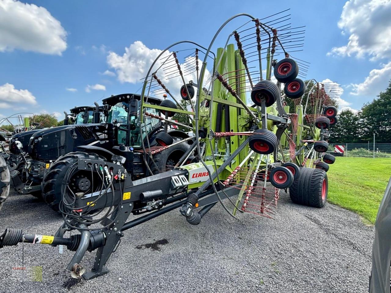 Schwader типа CLAAS LINER 4900 BUSINESS, Gebrauchtmaschine в Westerstede (Фотография 2)