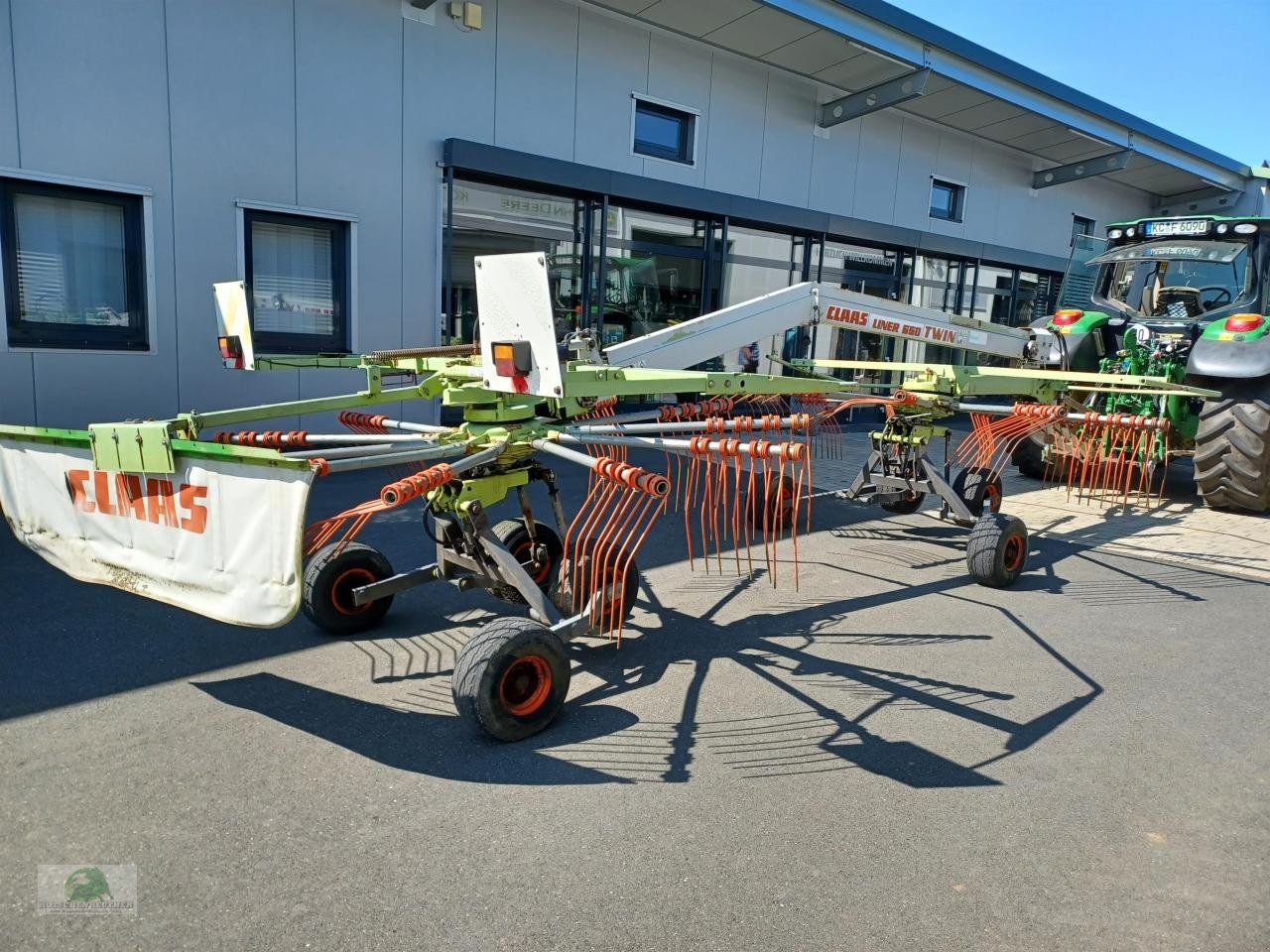 Schwader del tipo CLAAS Liner 650 Twin, Gebrauchtmaschine en Steinwiesen (Imagen 4)