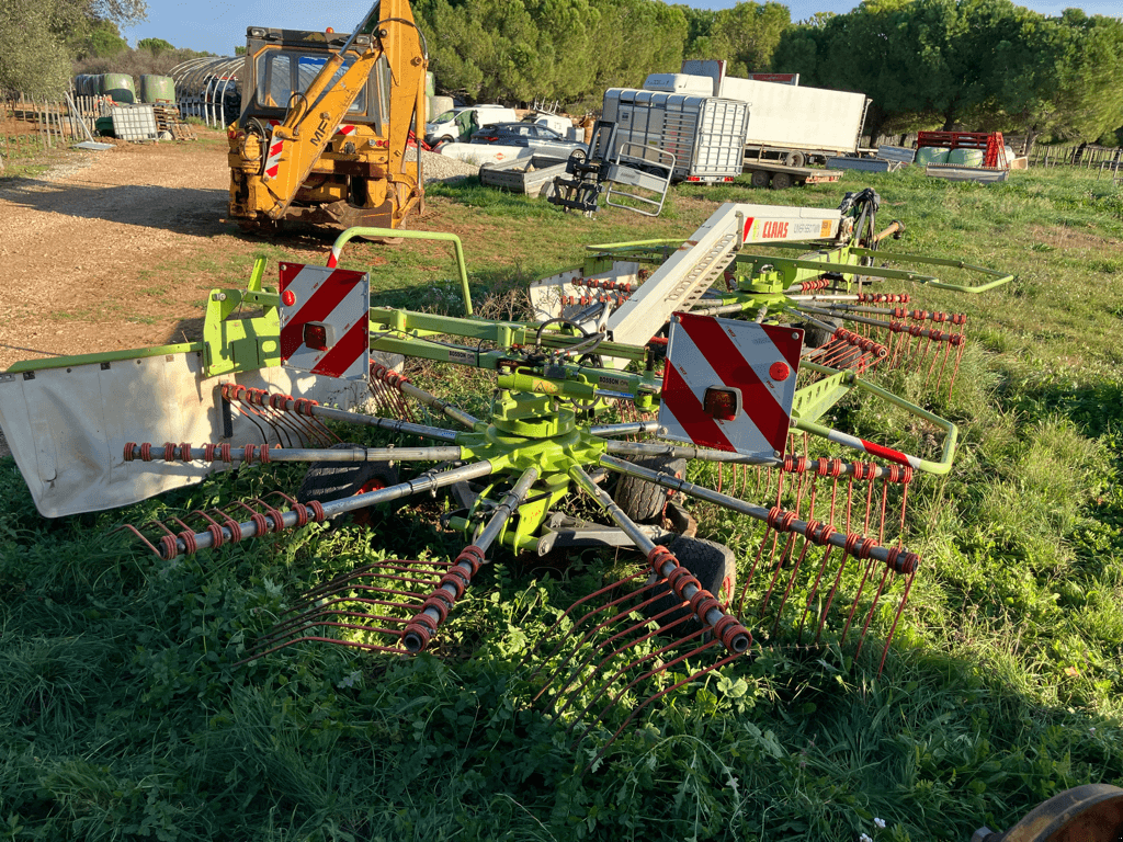 Schwader des Typs CLAAS LINER 650 TWIN, Gebrauchtmaschine in SAINT ANDIOL (Bild 10)