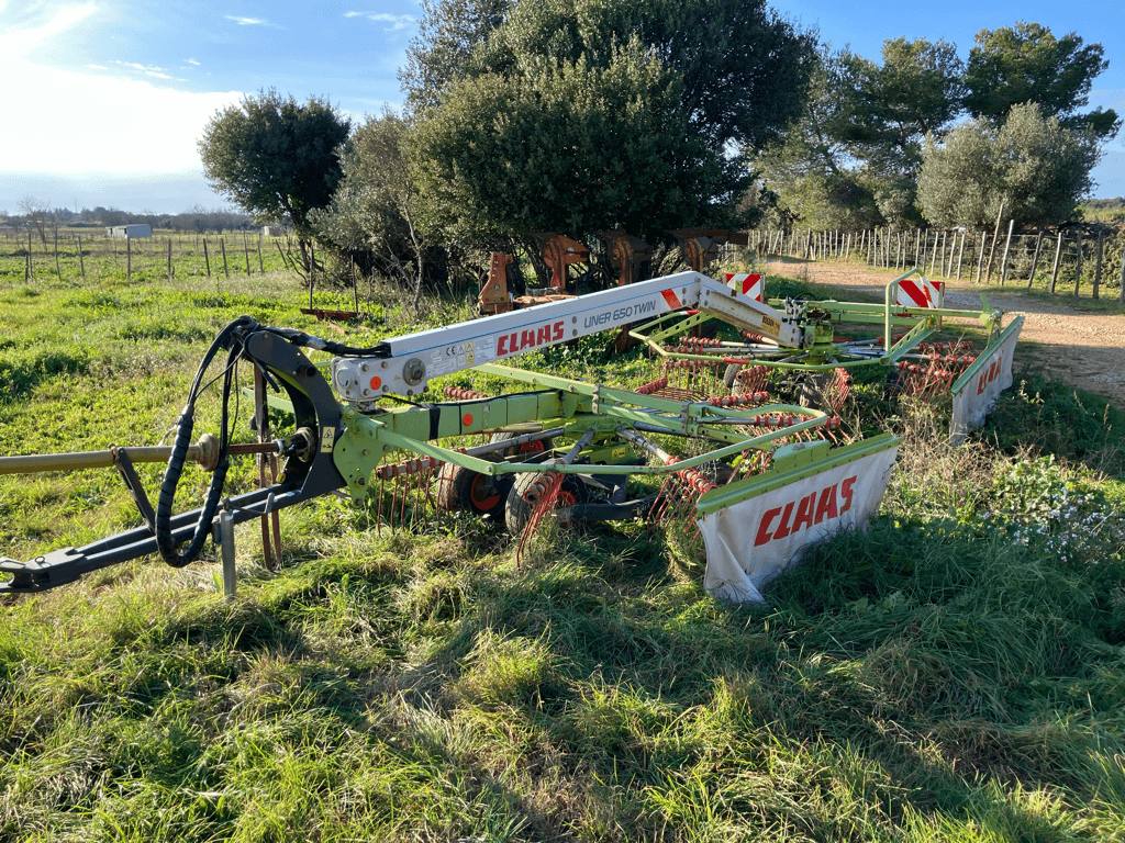 Schwader des Typs CLAAS LINER 650 TWIN, Gebrauchtmaschine in SAINT ANDIOL (Bild 11)