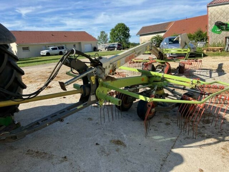 Schwader des Typs CLAAS LINER 650 TWIN, Gebrauchtmaschine in Hauteroche (Bild 2)