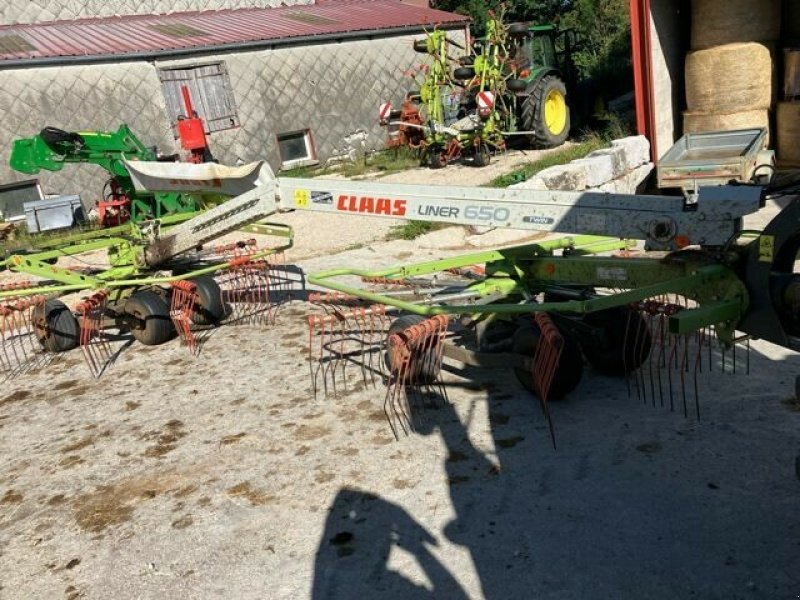 Schwader des Typs CLAAS LINER 650 TWIN, Gebrauchtmaschine in Hauteroche (Bild 1)