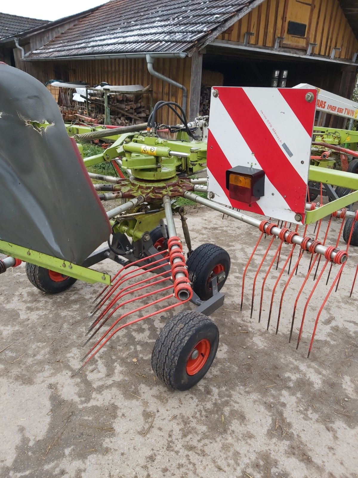 Schwader типа CLAAS Liner 650 Twin, Gebrauchtmaschine в Antdorf (Фотография 7)