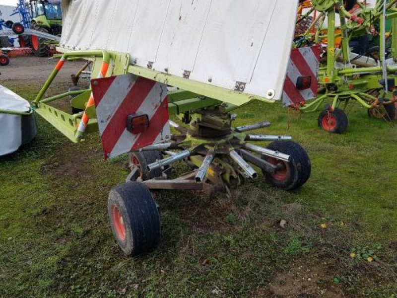 Schwader типа CLAAS LINER 650, Gebrauchtmaschine в Piennes (Фотография 1)