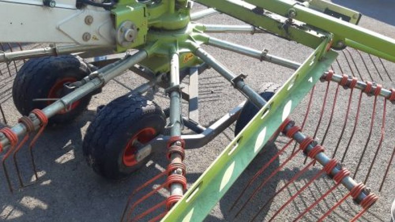 Schwader tipa CLAAS LINER650TWIN, Gebrauchtmaschine u DUN SUR MEUSE (Slika 3)