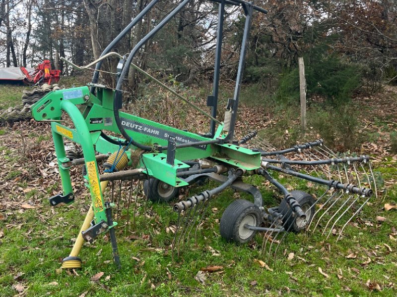 Schwader от тип Deutz-Fahr SWAT MASTER 3421, Gebrauchtmaschine в VERNOUX EN VIVARAIS (Снимка 1)