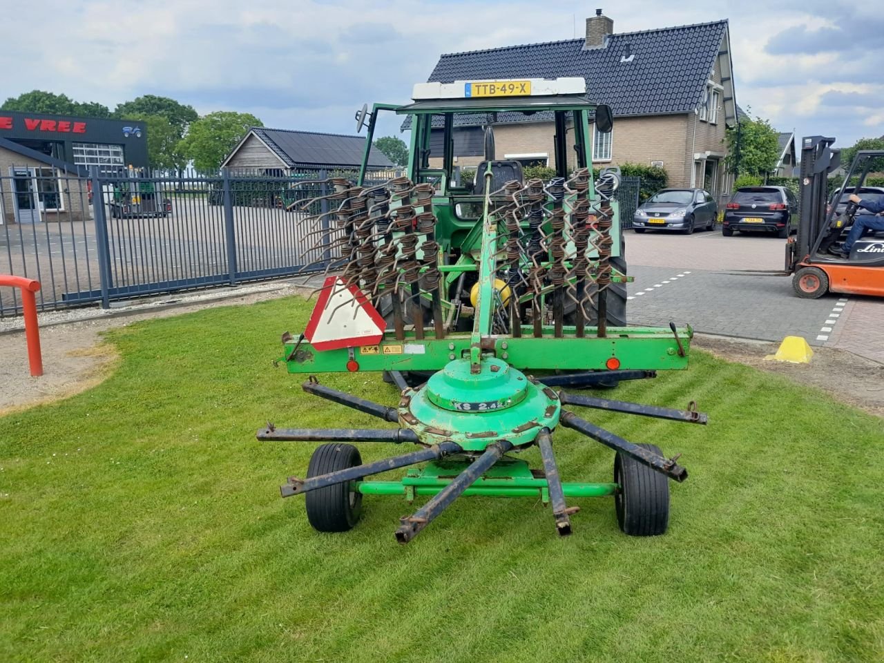 Schwader typu Deutz Ks242, Gebrauchtmaschine w Wadenoijen (Zdjęcie 4)