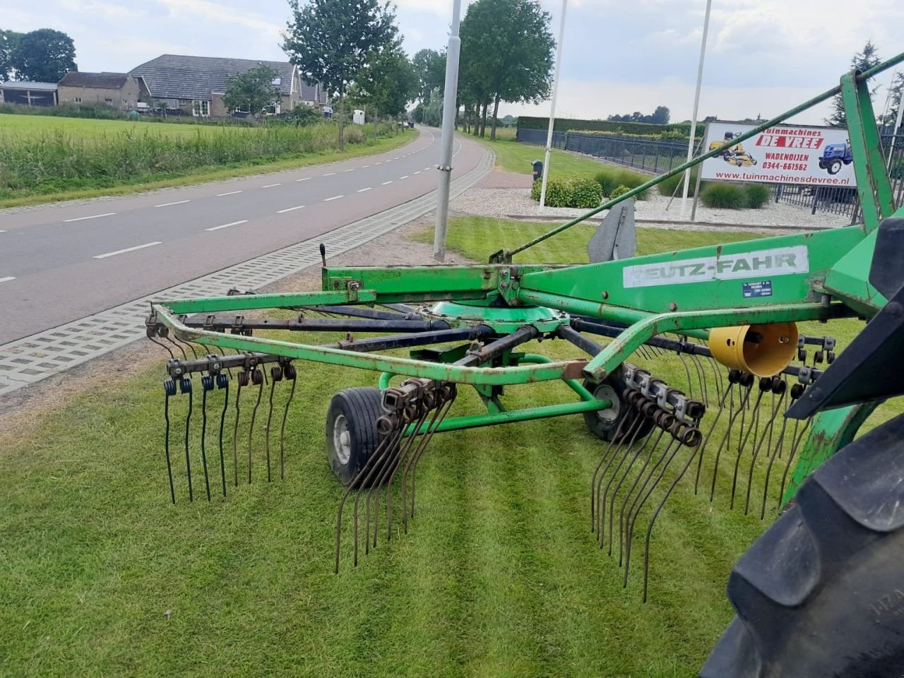 Schwader del tipo Deutz Ks242, Gebrauchtmaschine en Wadenoijen (Imagen 2)