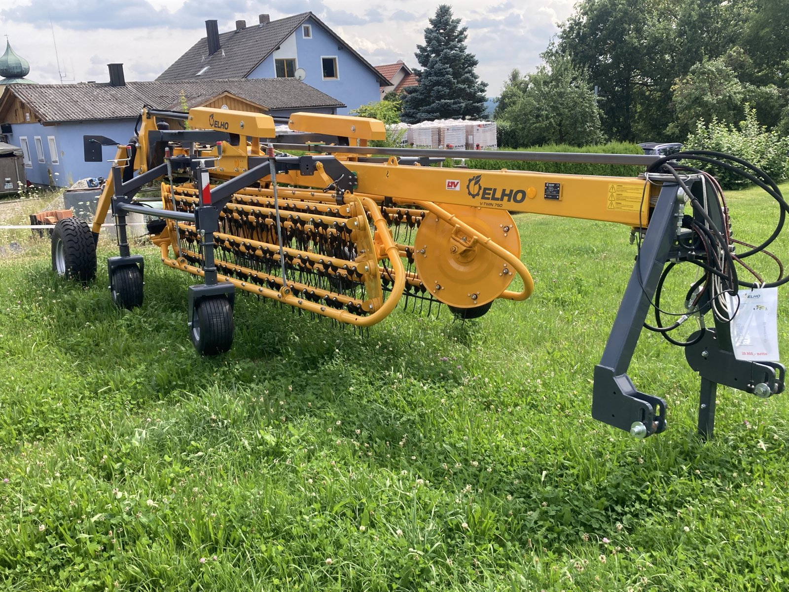 Schwader typu Elho V-Twin 750, Neumaschine v Bodenwöhr/ Taxöldern (Obrázek 1)