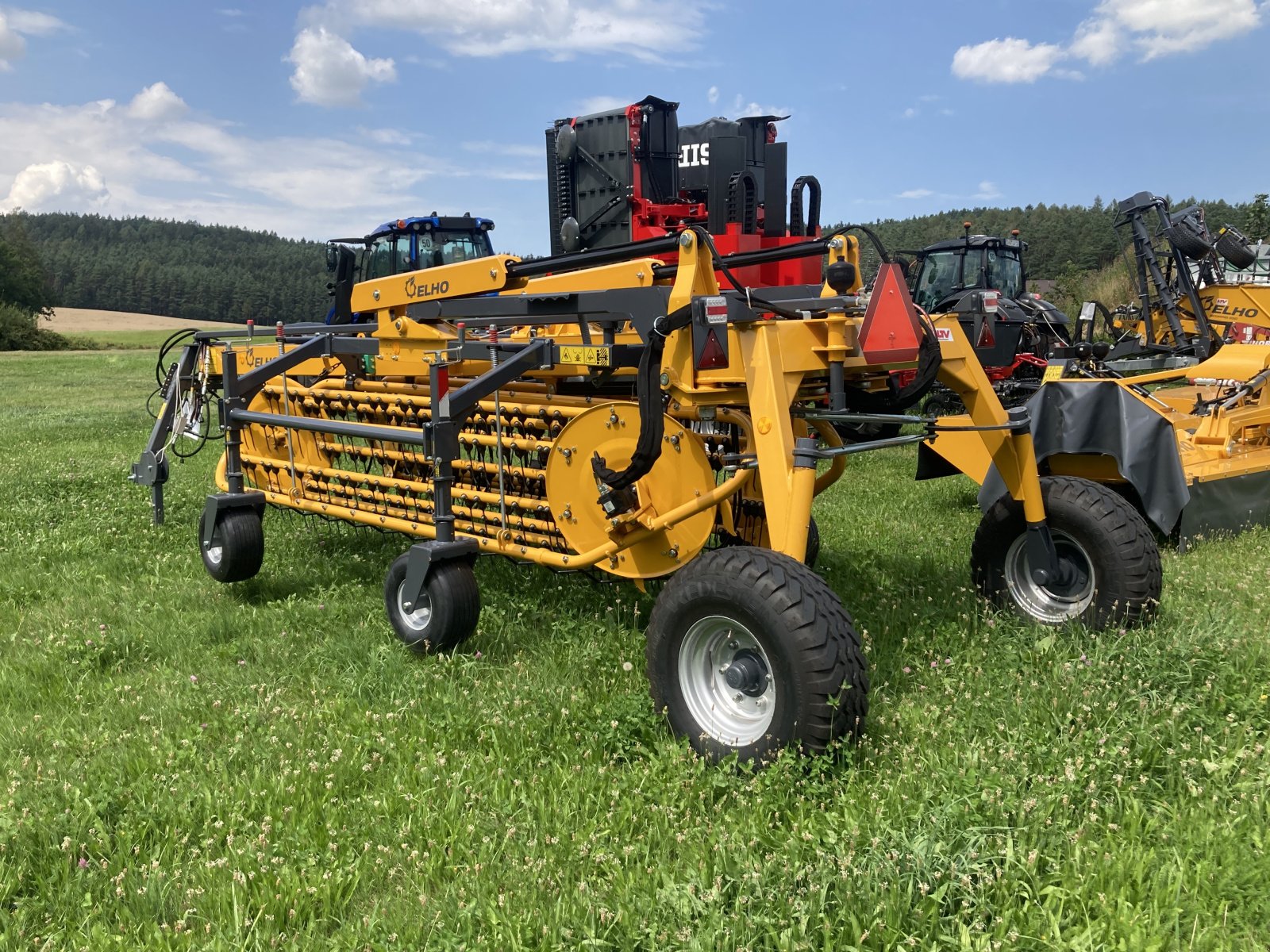 Schwader typu Elho V-Twin 750, Neumaschine v Bodenwöhr/ Taxöldern (Obrázek 3)