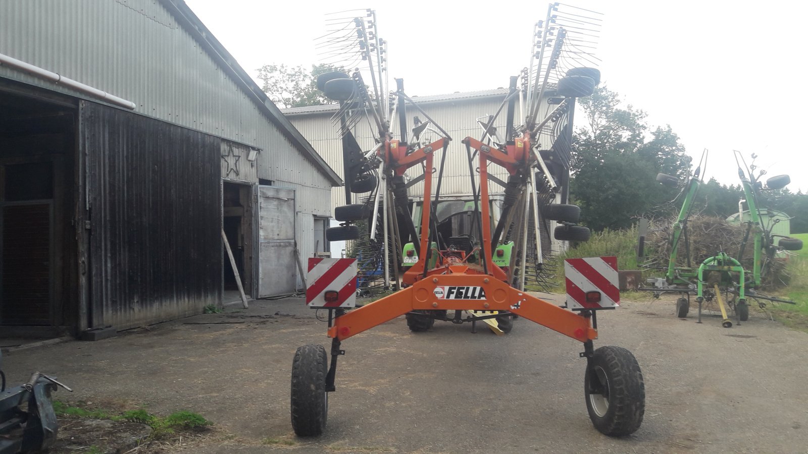 Schwader van het type Fella TS 880, Gebrauchtmaschine in Albstadt-Pfeffingen (Foto 5)