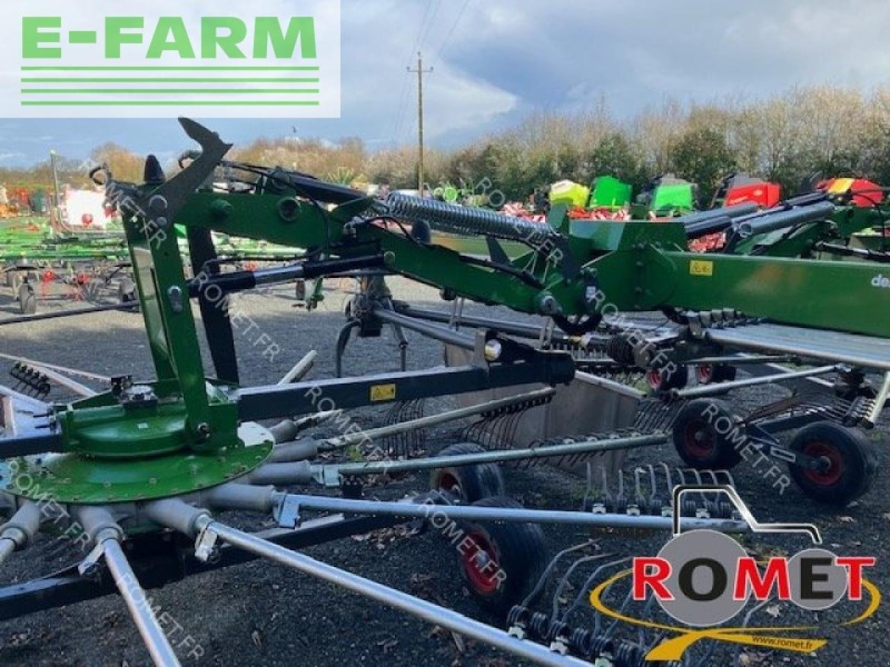 Schwader typu Fendt former 10065, Gebrauchtmaschine v GENNES-SUR-GLAIZE (Obrázok 8)