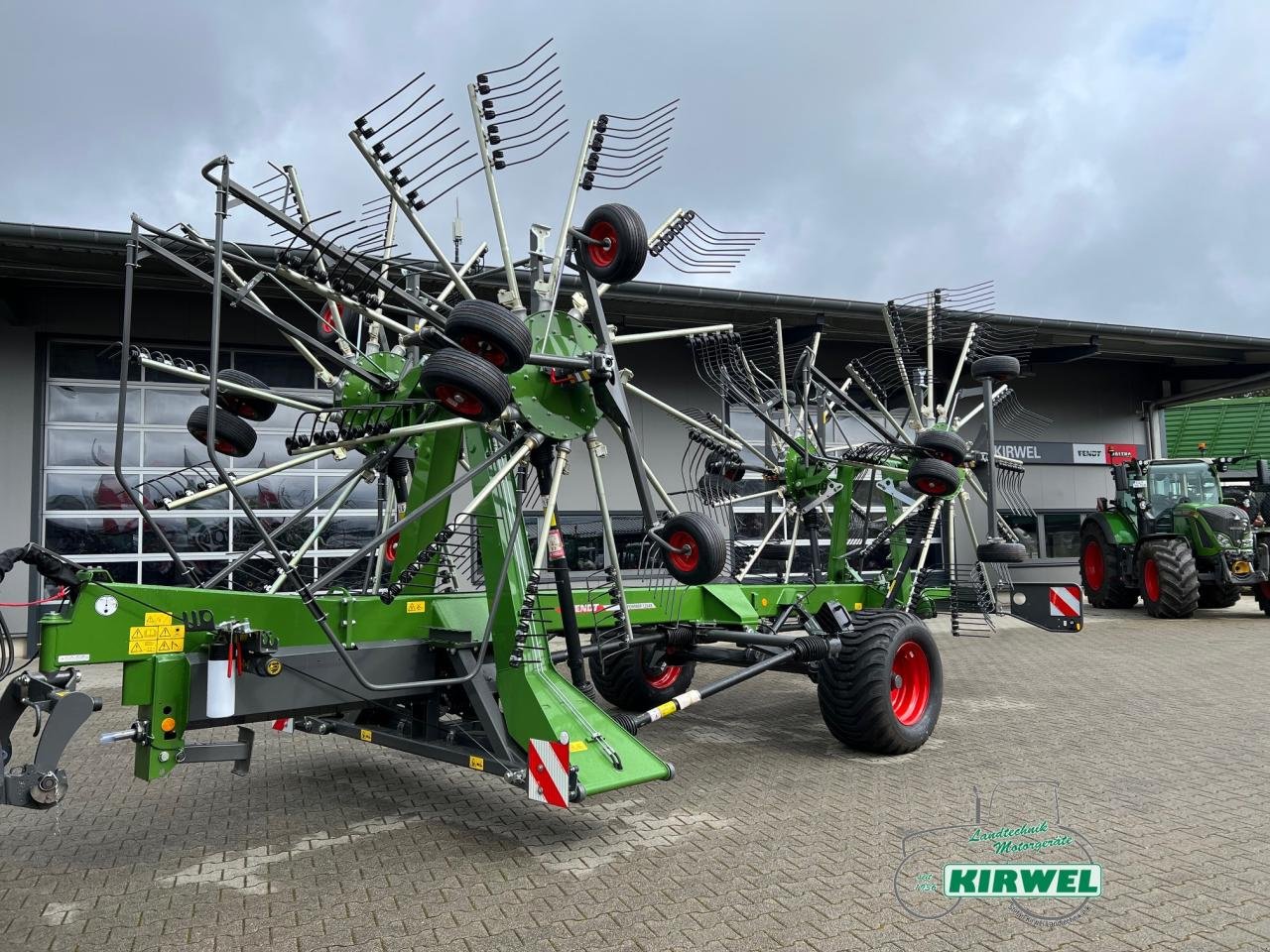 Schwader Türe ait Fendt Former 12545 DB, Neumaschine içinde Blankenheim (resim 1)