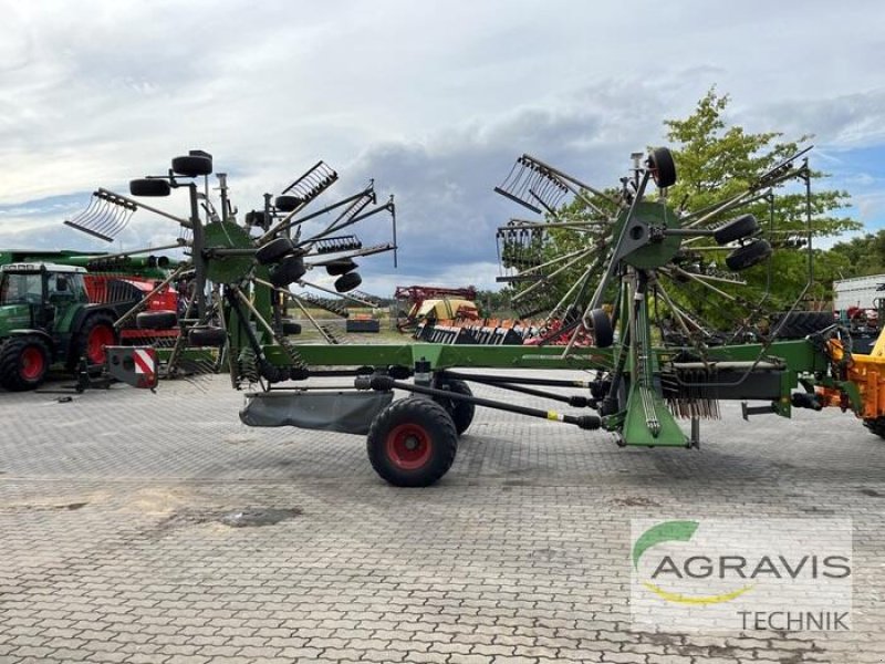 Schwader des Typs Fendt FORMER 12545 PRO, Gebrauchtmaschine in Calbe / Saale (Bild 2)