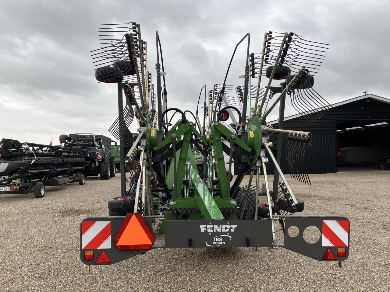 Schwader tip Fendt FORMER 14055 PRO, Gebrauchtmaschine in Holstebro (Poză 4)