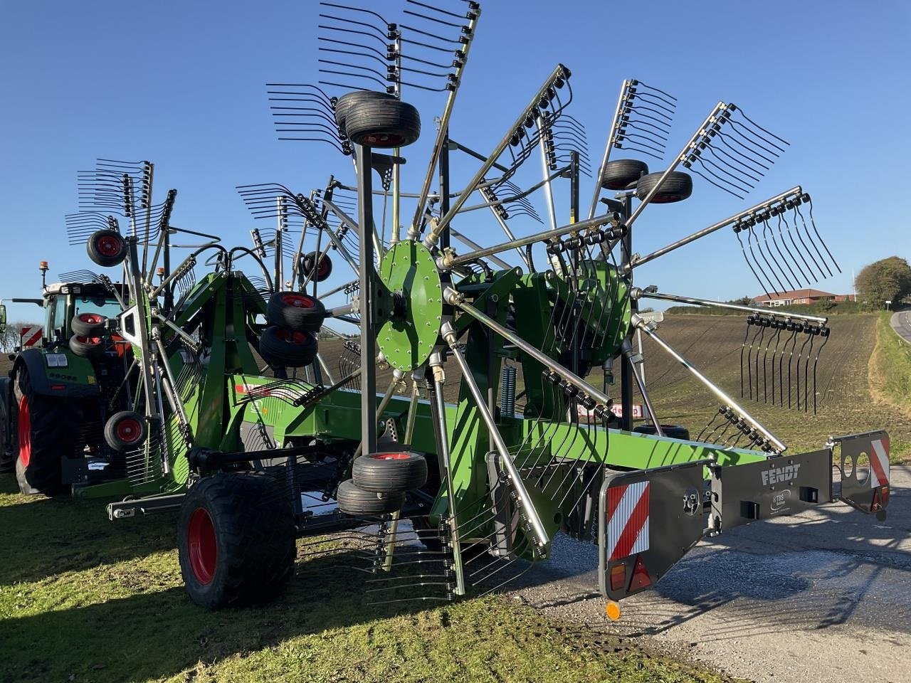 Schwader typu Fendt FORMER 14055 PRO, Gebrauchtmaschine w Suldrup (Zdjęcie 4)