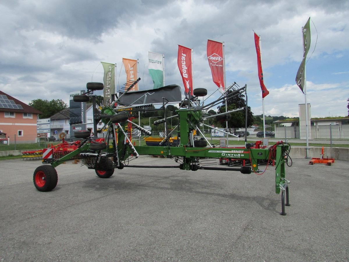 Schwader des Typs Fendt Former 1452, Gebrauchtmaschine in Saxen (Bild 1)