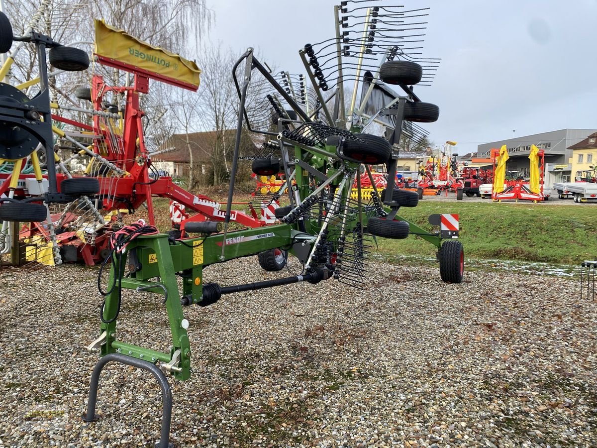 Schwader typu Fendt Former 1452, Neumaschine v Senftenbach (Obrázek 1)