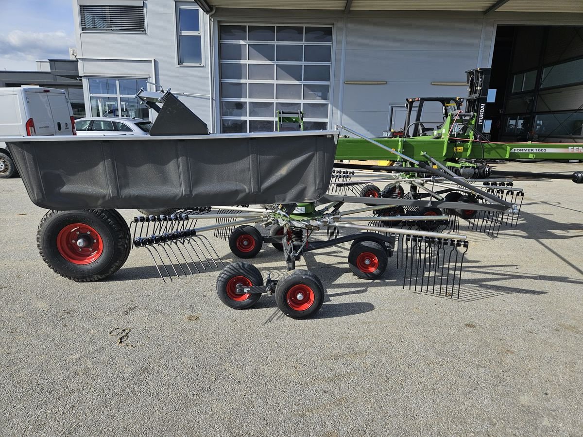 Schwader del tipo Fendt Former 1603, Vorführmaschine In Sieget in der Wart (Immagine 2)