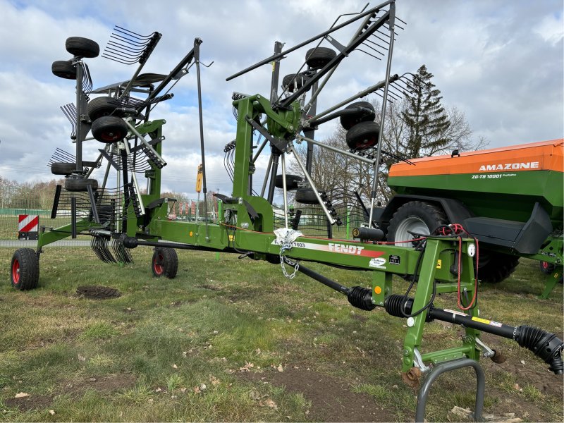 Schwader van het type Fendt Former 1603, Neumaschine in Bützow (Foto 1)