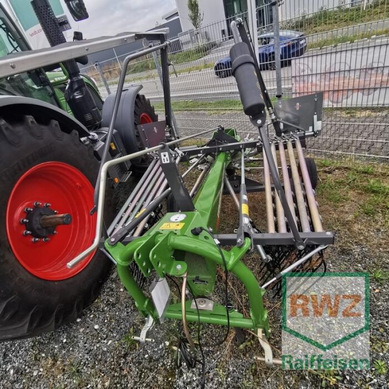 Schwader a típus Fendt Former 426 DN Schwader, Gebrauchtmaschine ekkor: Riedstadt-Wolfskehlen (Kép 1)