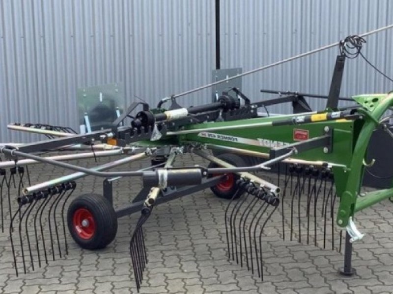 Schwader del tipo Fendt Former 426 DN, Neumaschine en Kruckow (Imagen 1)