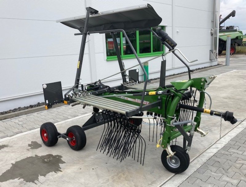 Schwader del tipo Fendt Former 426 DN, Neumaschine en Amöneburg-Roßdorf (Imagen 1)