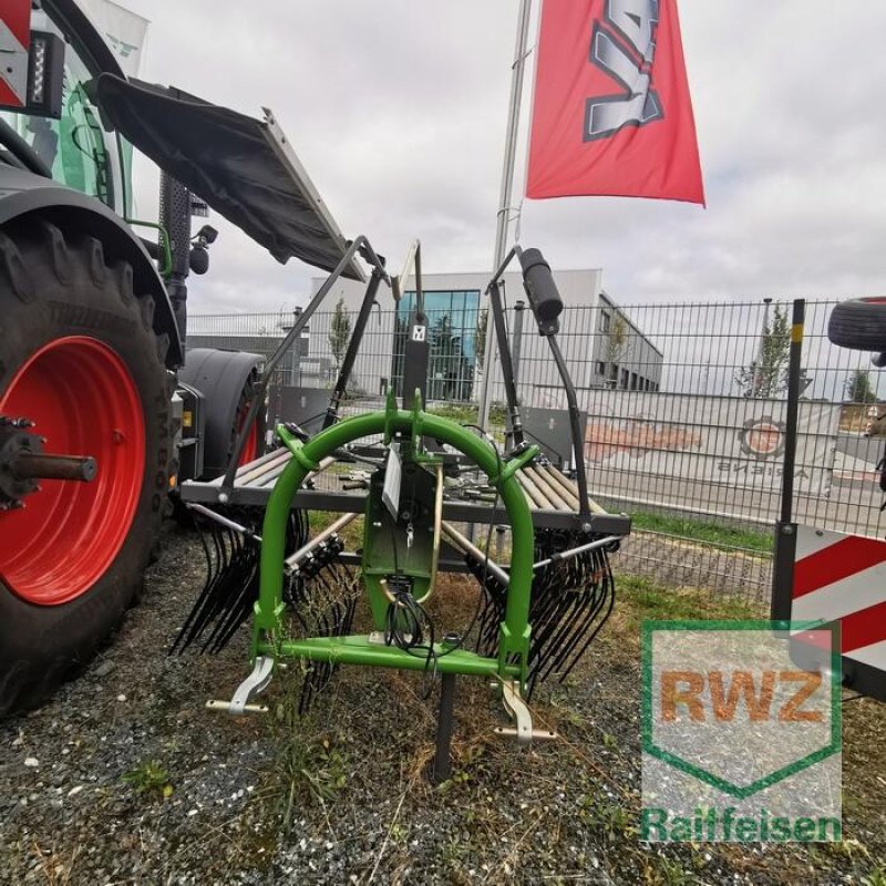 Schwader des Typs Fendt Former 426 DN, Gebrauchtmaschine in Riedstadt-Wolfskehlen (Bild 2)