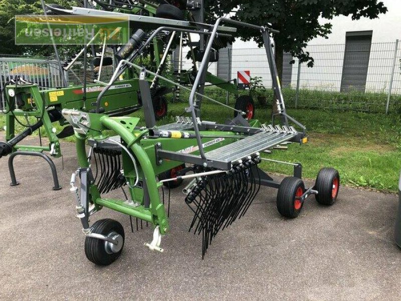 Schwader del tipo Fendt Former 426 DN, Ausstellungsmaschine en Steinach (Imagen 1)