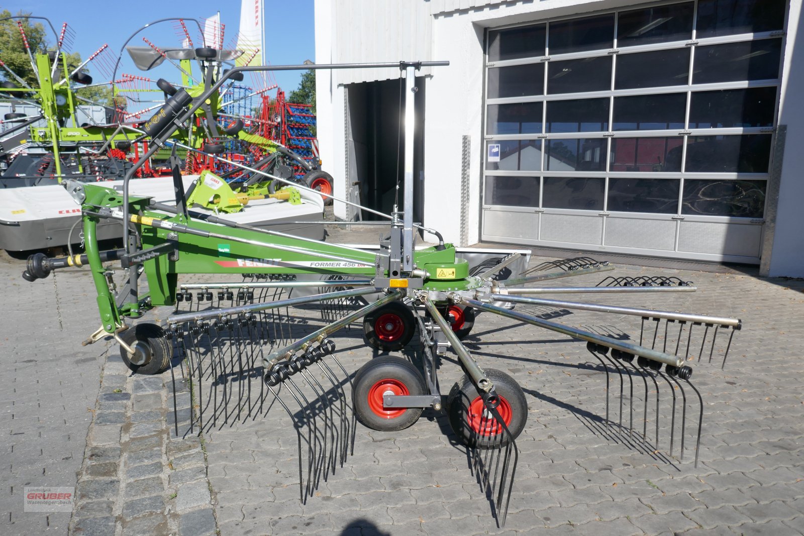 Schwader del tipo Fendt Former 456 DN, Gebrauchtmaschine en Dorfen (Imagen 1)