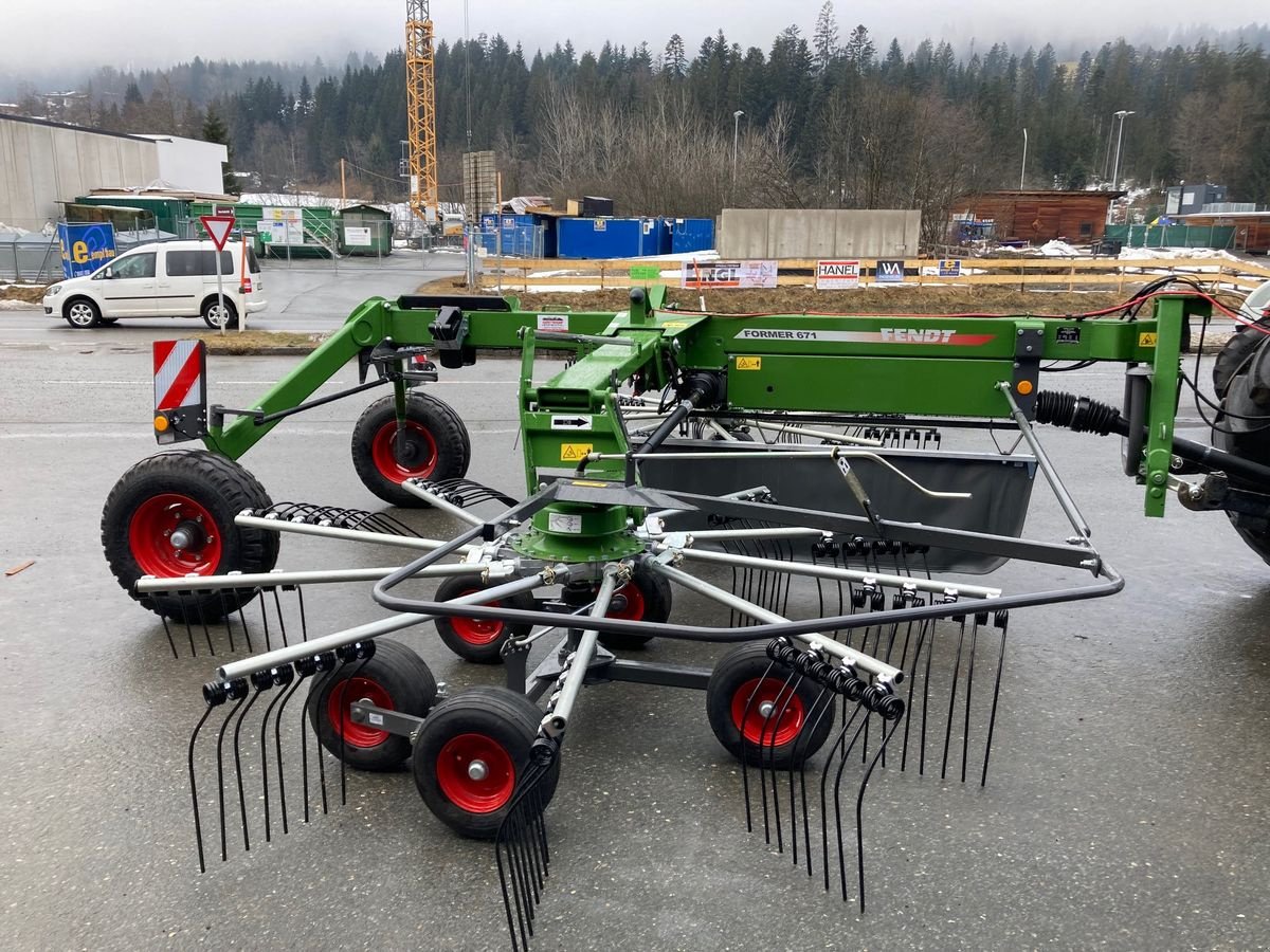 Schwader от тип Fendt Former 671, Neumaschine в Reith bei Kitzbühel (Снимка 2)