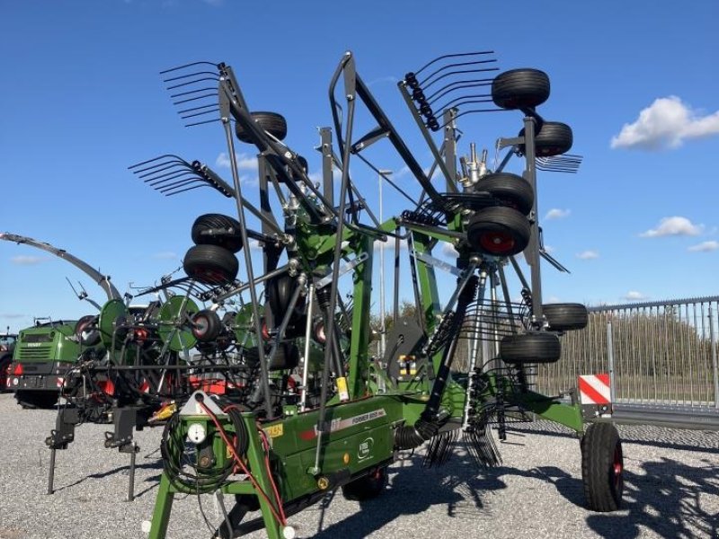 Schwader типа Fendt FORMER 8055 PRO, Gebrauchtmaschine в Randers SV (Фотография 1)