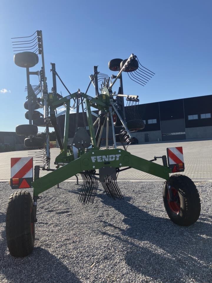 Schwader от тип Fendt FORMER 8055 PRO, Gebrauchtmaschine в Randers SV (Снимка 3)