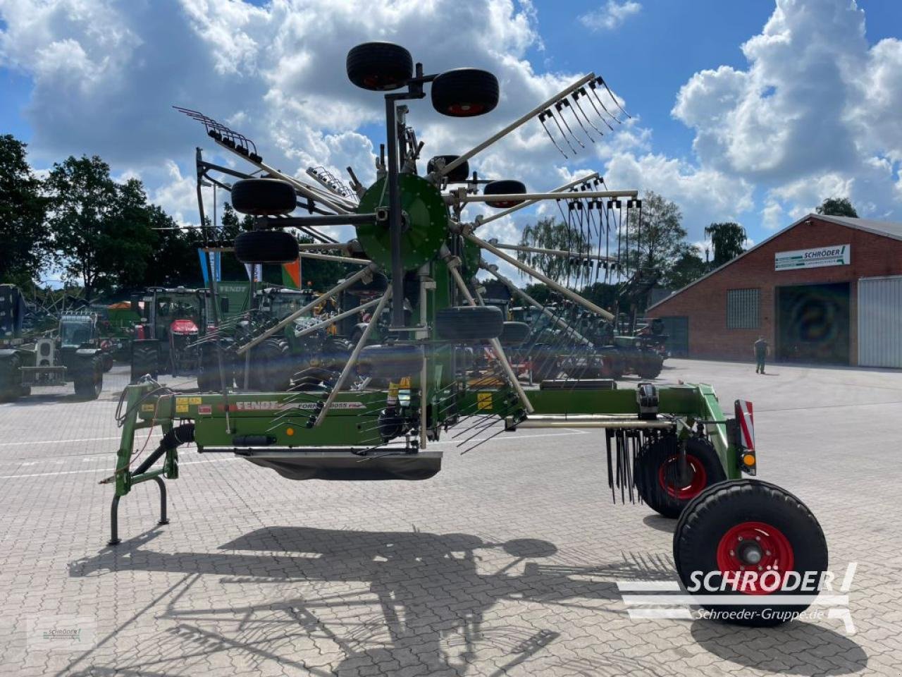 Schwader typu Fendt FORMER 8055 PRO, Neumaschine w Völkersen (Zdjęcie 4)