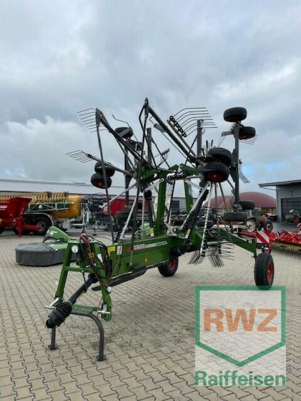 Schwader of the type Fendt Former 880 Mittelschwade, Neumaschine in Wölfersheim-Berstadt (Picture 2)