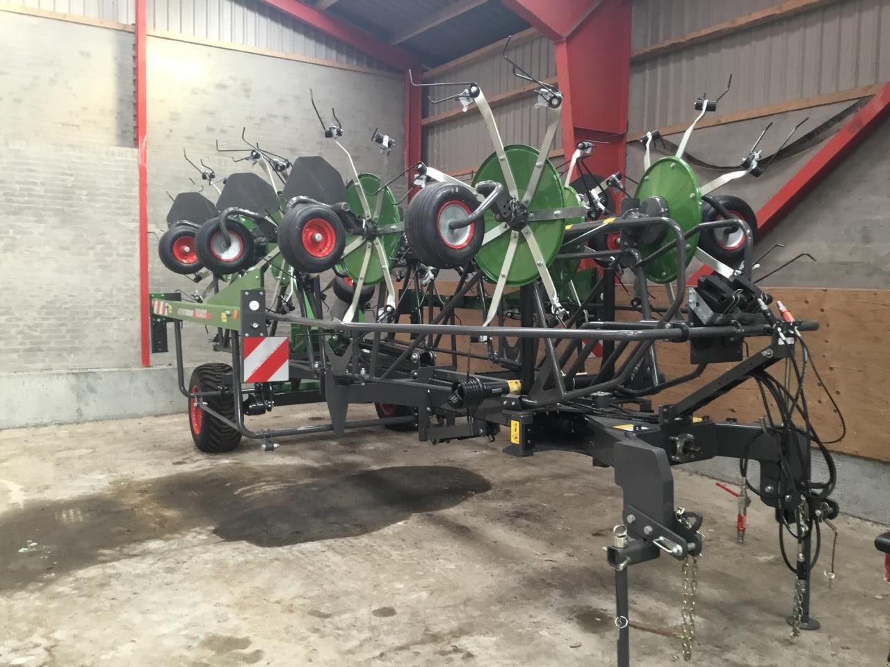 Schwader van het type Fendt LOTUS 1250 T, Gebrauchtmaschine in Grindsted (Foto 4)