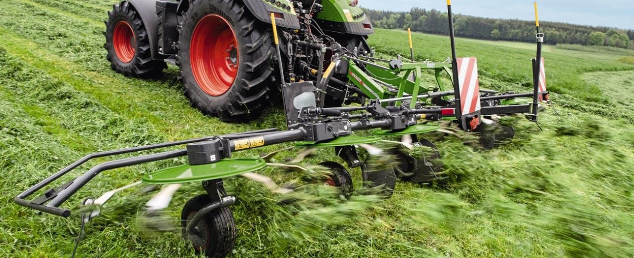 Schwader Türe ait Fendt LOTUS 770, Gebrauchtmaschine içinde Holstebro (resim 1)