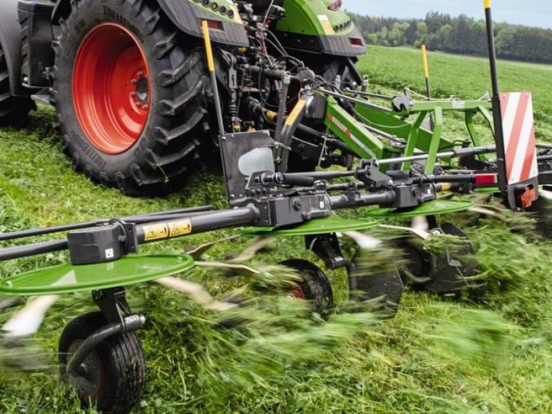 Schwader of the type Fendt LOTUS 770, Gebrauchtmaschine in Holstebro (Picture 1)