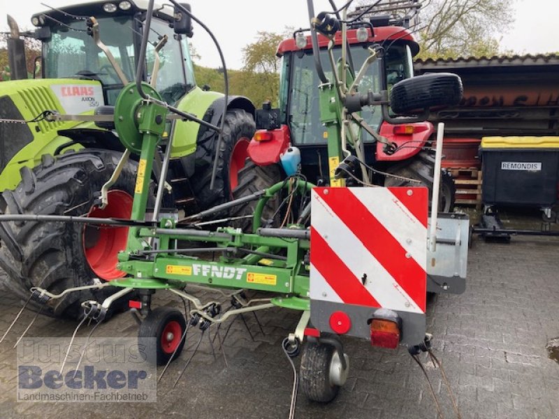 Schwader des Typs Fendt Twister 5204 DN, Gebrauchtmaschine in Weimar-Niederwalgern (Bild 1)