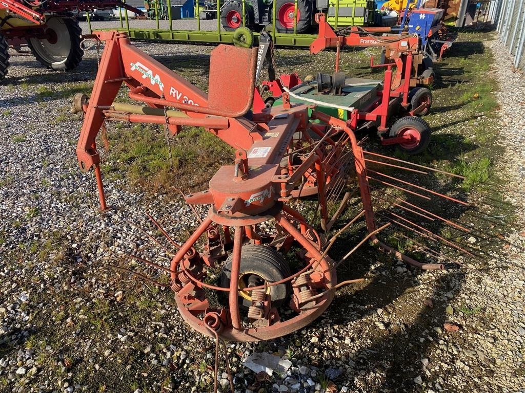 Schwader van het type Fransgard RV-300 Combirive, Gebrauchtmaschine in Kjellerup (Foto 2)